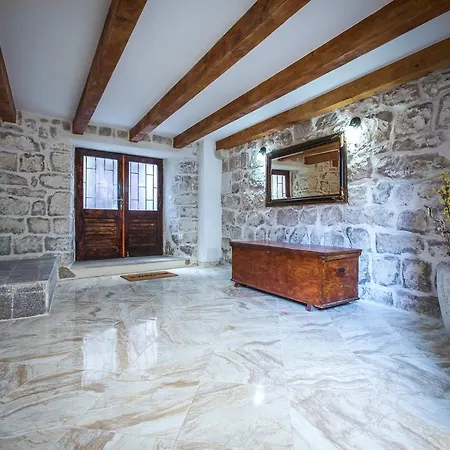 Bellezza Villa *